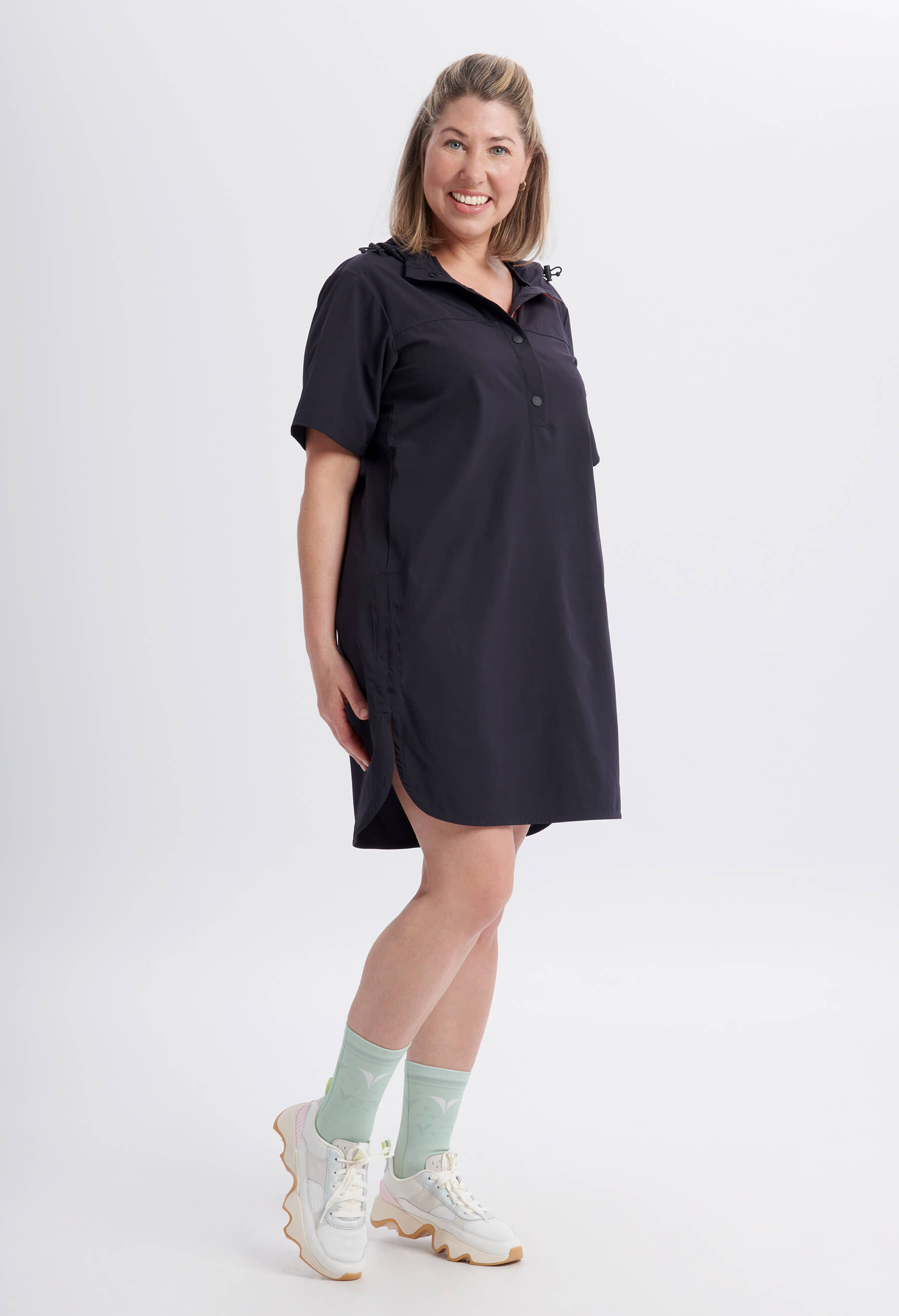 Alvin - Robe ajustable à manches courtes - Noir