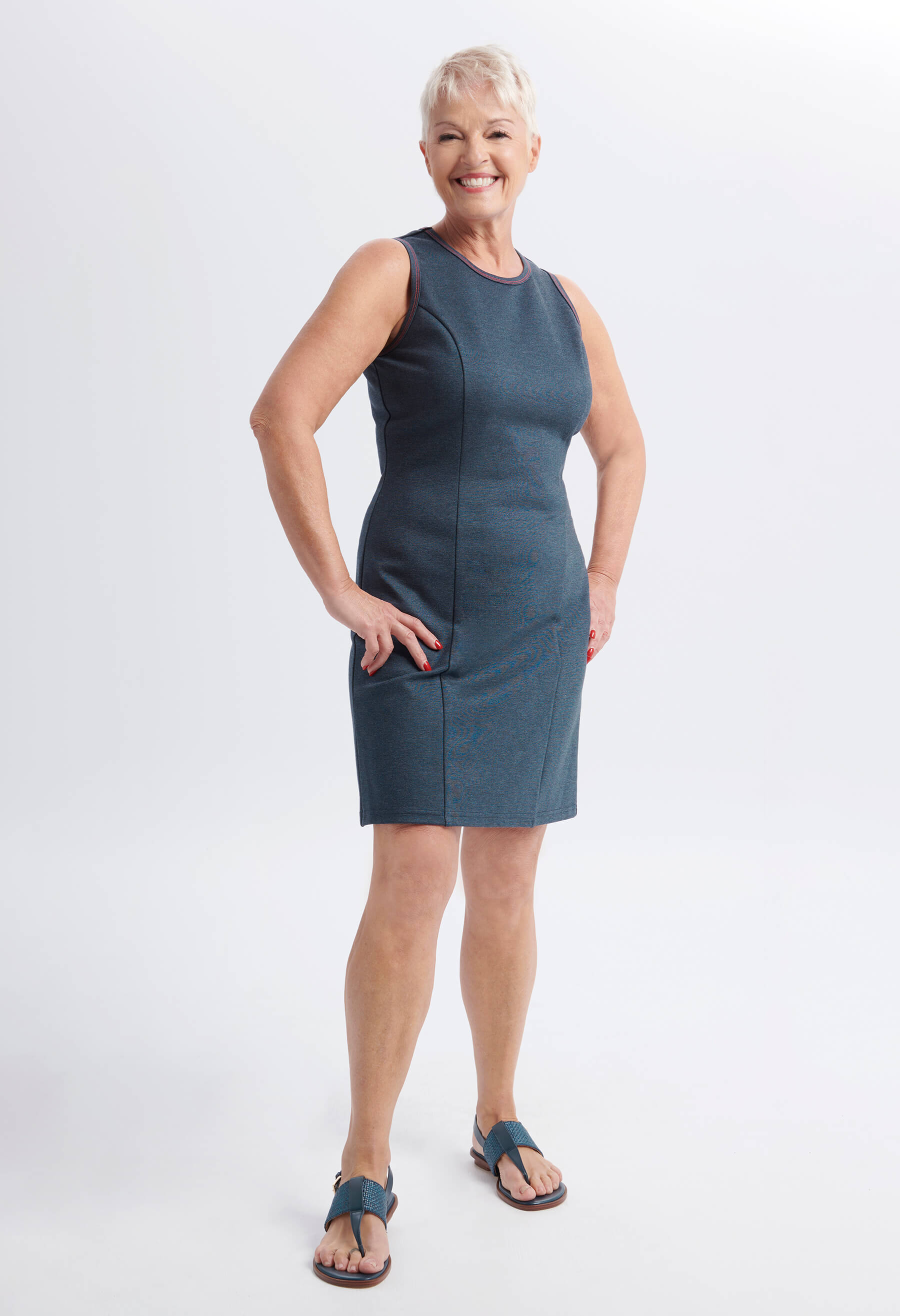 Robe Courte Noire - Dos Nu - Taille Haute - Coupe Ajustée - Sans Manches - Taille M