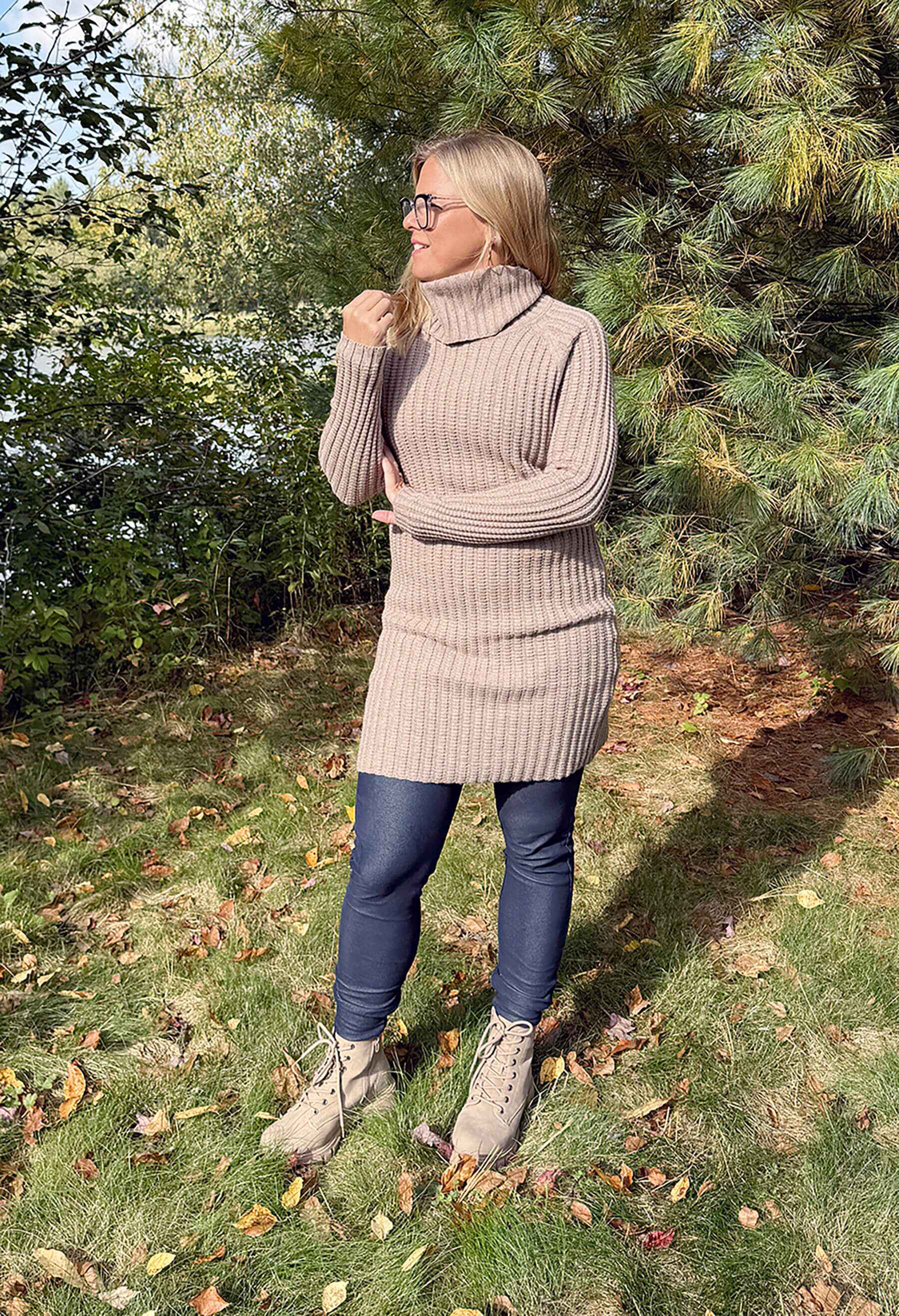 Tania : Robe a col roulé en tricot