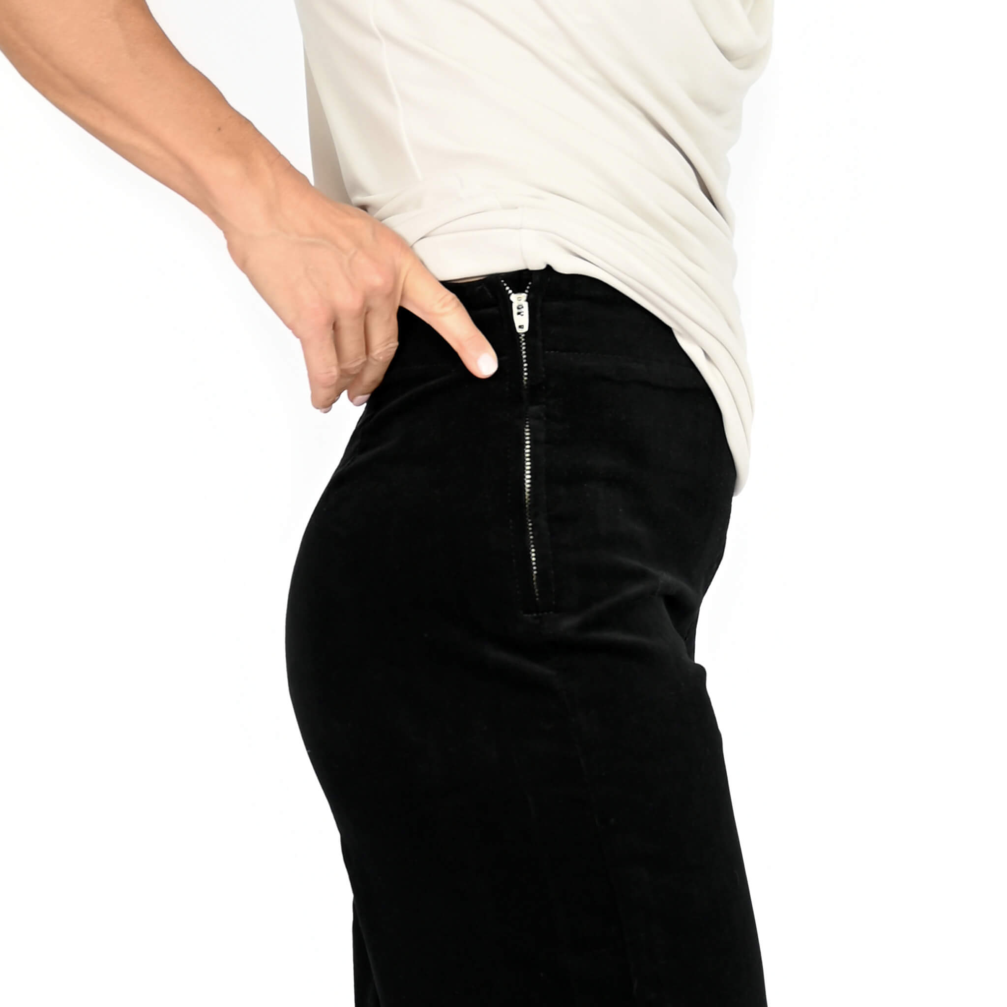 Lily Yoga Jeans noir: une création Québécoise signée KSL