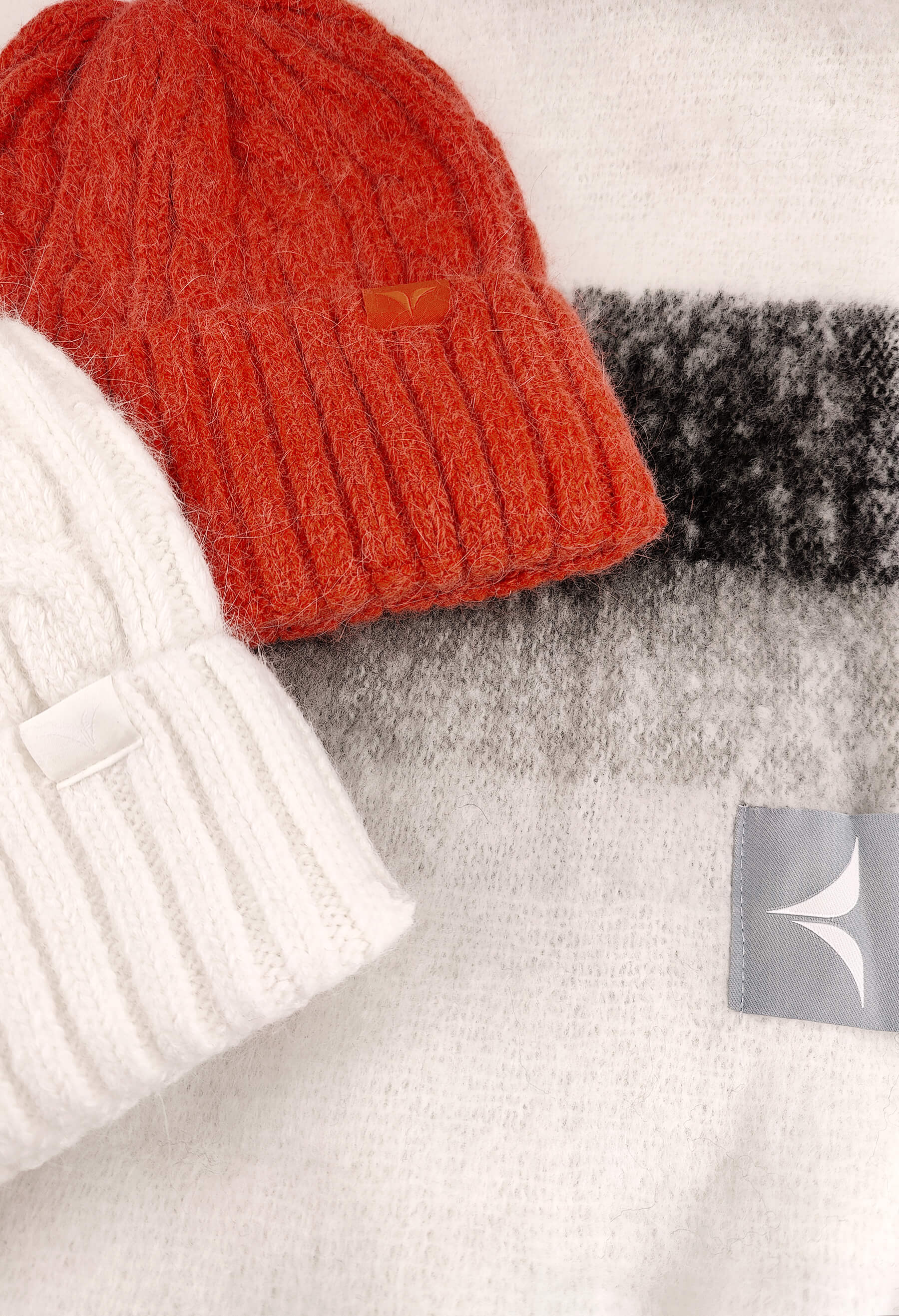 Alaska - Tuque côtelée douce avec revers