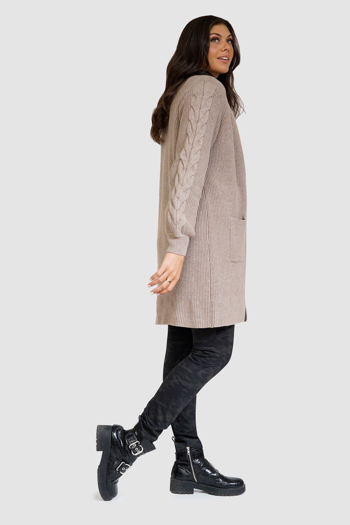 Cardigan en tricot torsadé