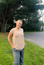 Mila - Lightweight and loose-fitting T-shirt