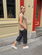 Mila - Lightweight and loose-fitting T-shirt