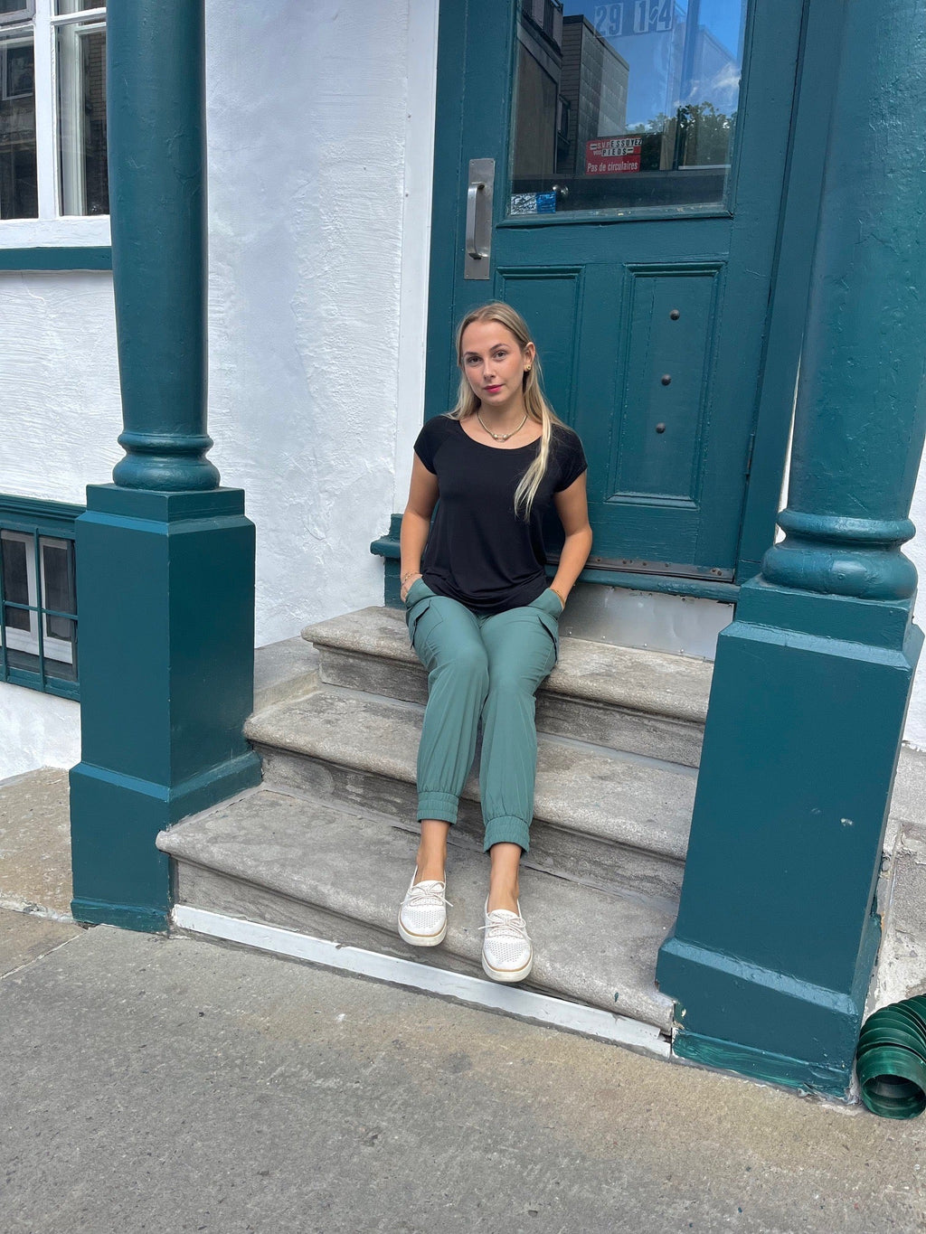 Mila - Lightweight and loose-fitting T-shirt