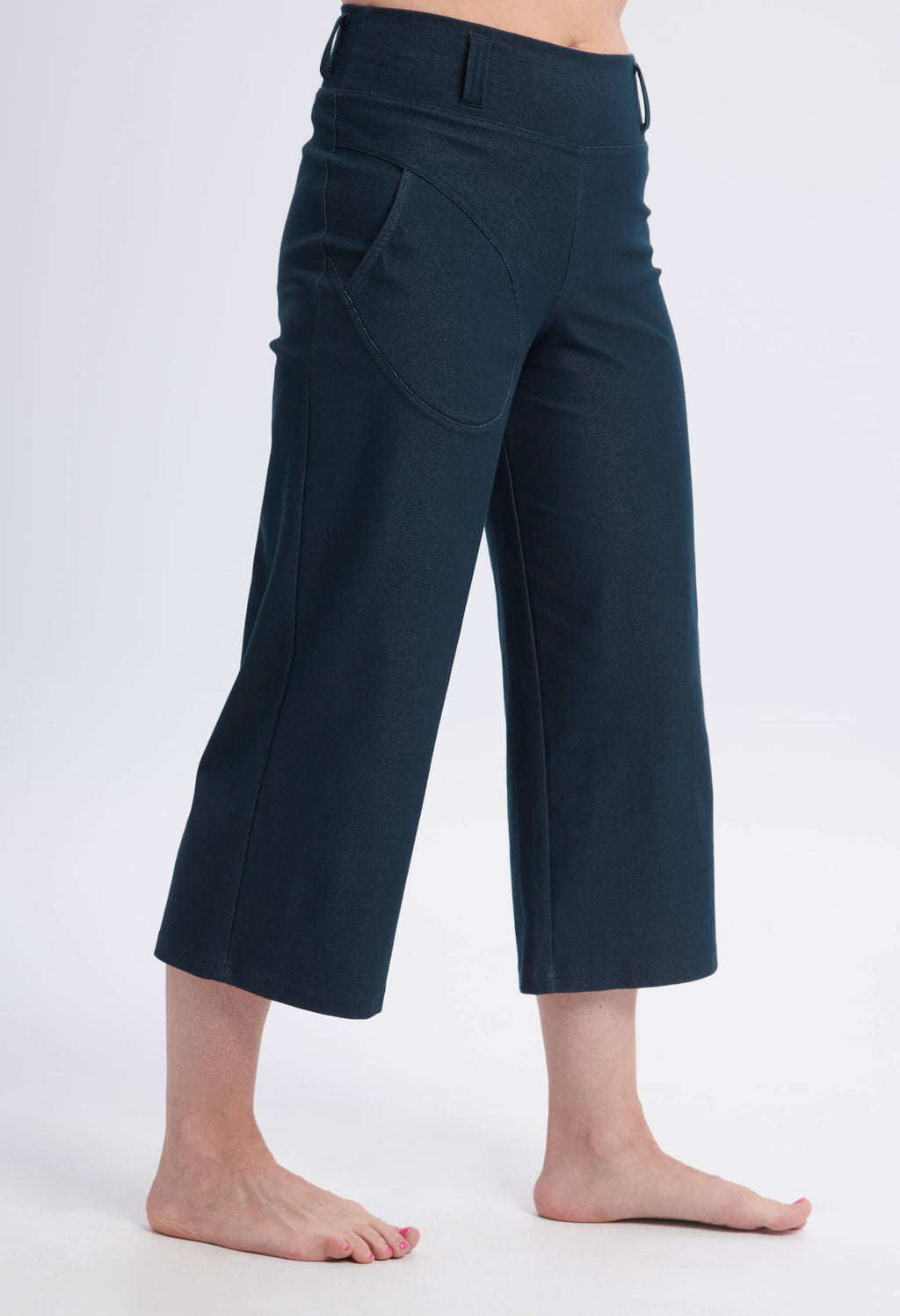 Romy - Denim style capri pants