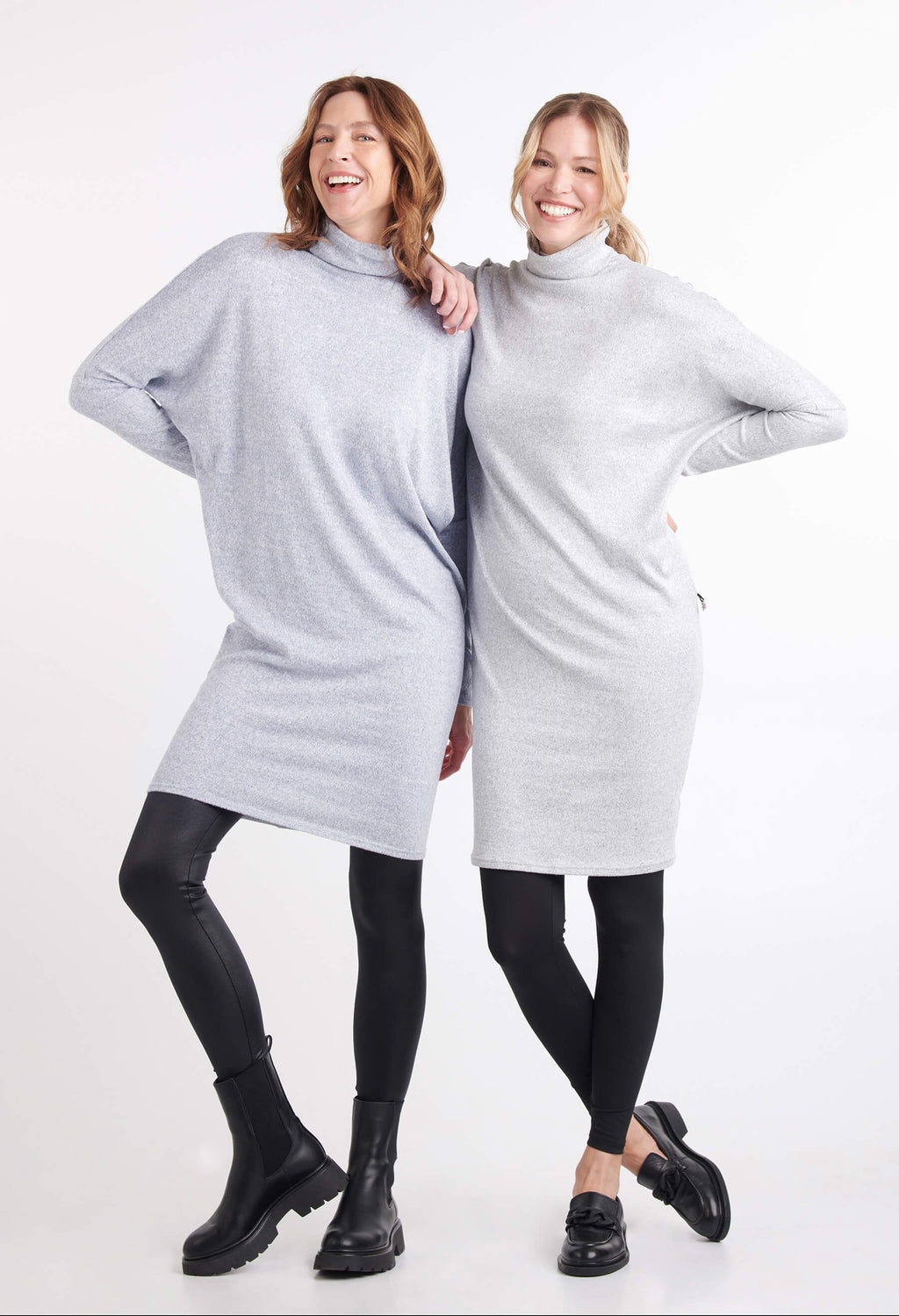 Vanessa - Long turtleneck dress