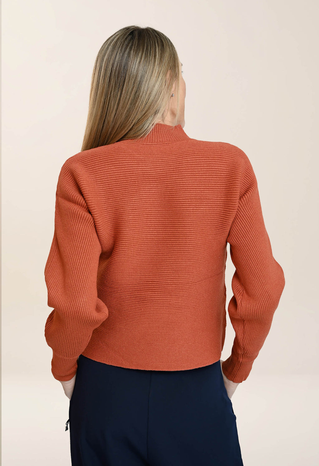 Léna - Ribbed high-neck sweater