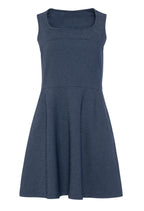 June - Sleeveless square neckline dress