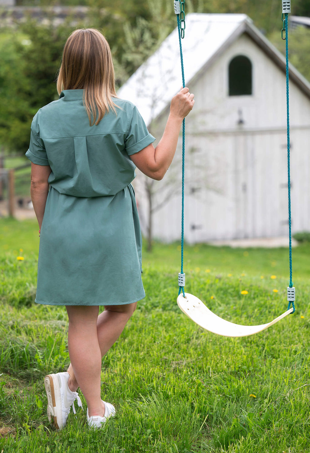 Olie - Robe chemise avec ceinture