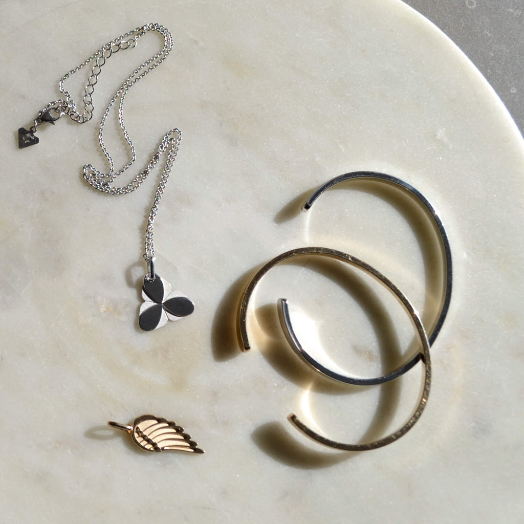 Médaillon "Déploie tes ailes"