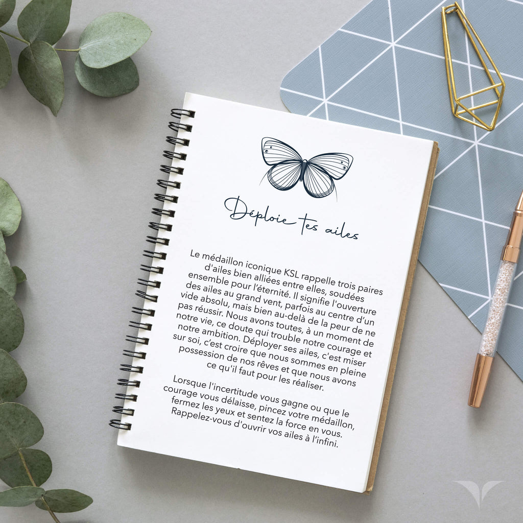 Médaillon "Déploie tes ailes"