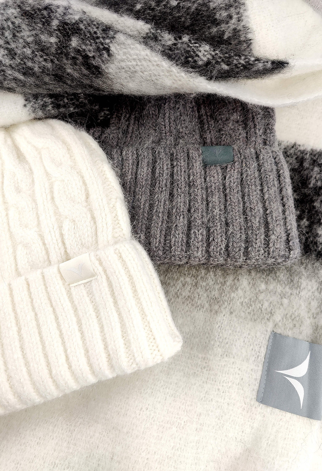 Alaska - Tuque côtelée douce avec revers