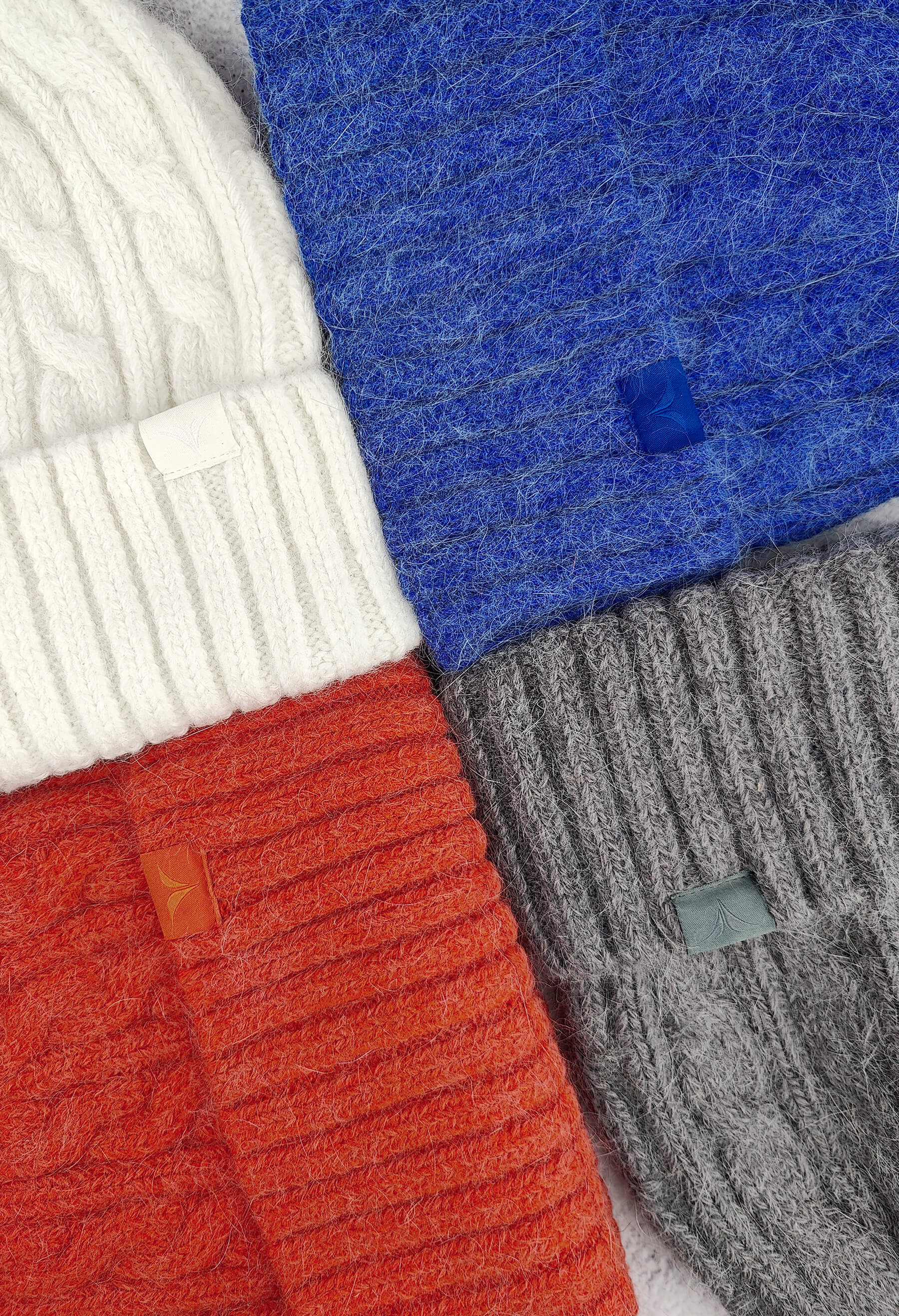 Alaska - Tuque côtelée douce avec revers